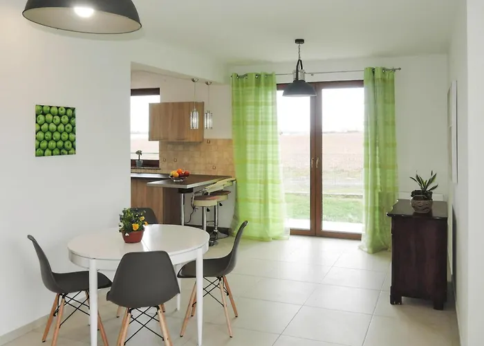 Prázdninový dům In Darzowice By Wolin For 8 Persons Unin